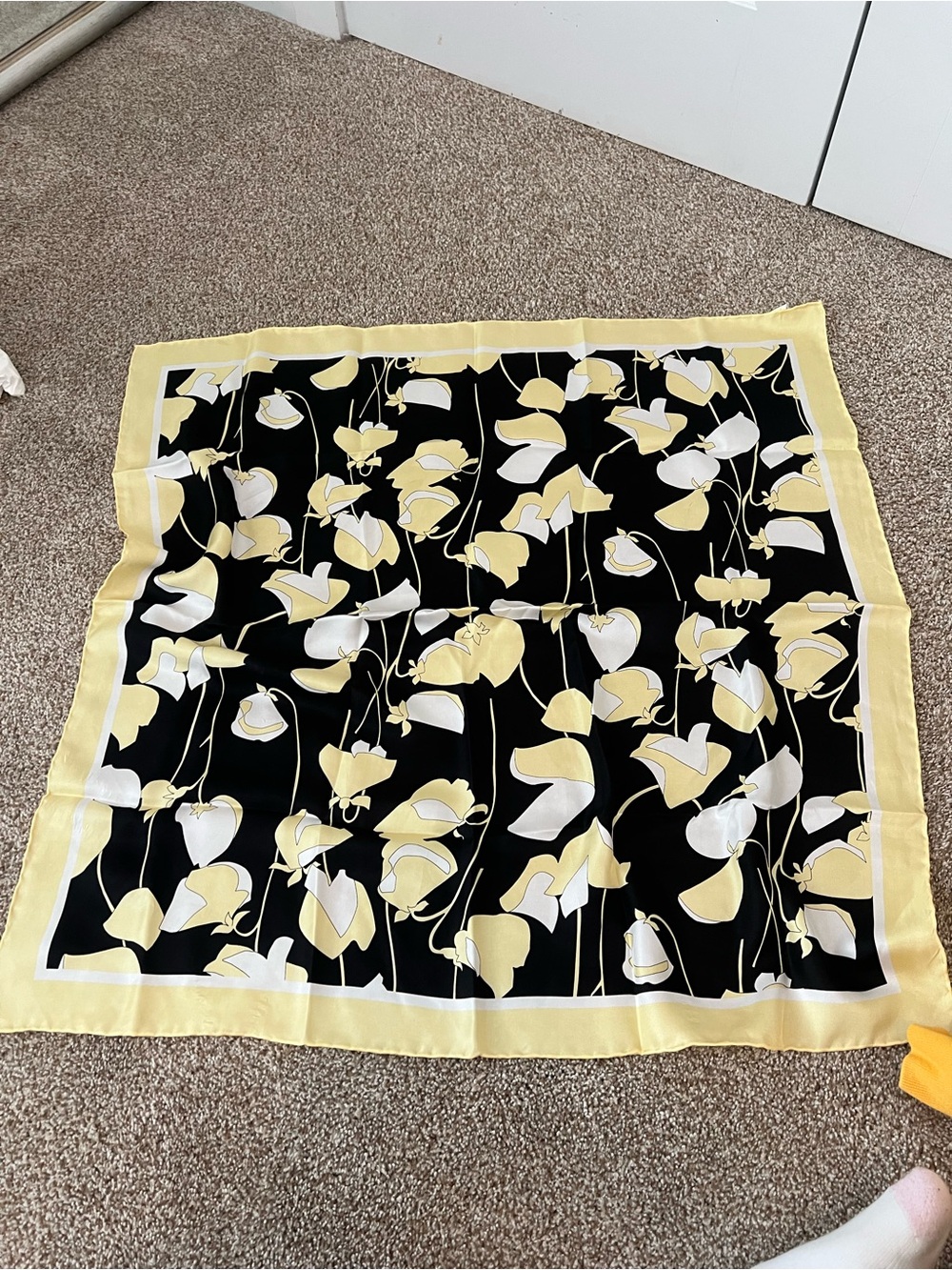 NWOT Doncaster silk black and yellow floral square scarf
